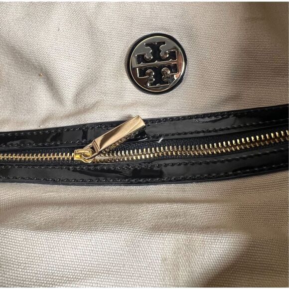 Tory Burch Ella Tote Bag ! Black Patent Leather & Nylon Material - Picture 5 of 12